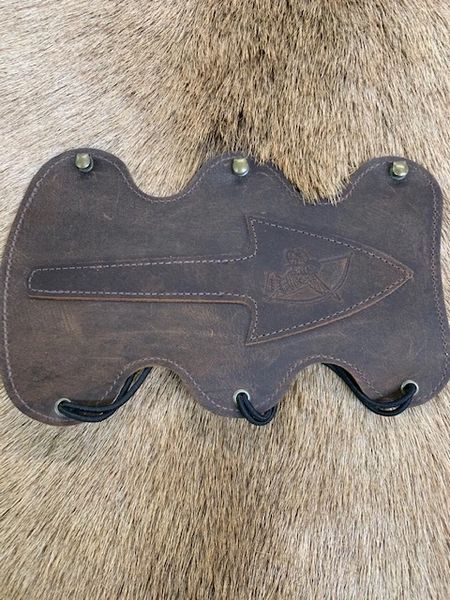 leather armguard with stamped arrowhead 3button